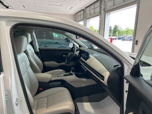 Used 2025 Honda HR-V EX-L image 19
