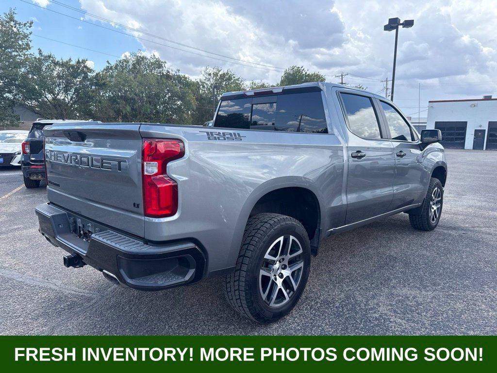 Used 2019 Chevrolet Silverado 1500 LT Trail Boss AWD/4WD image 2