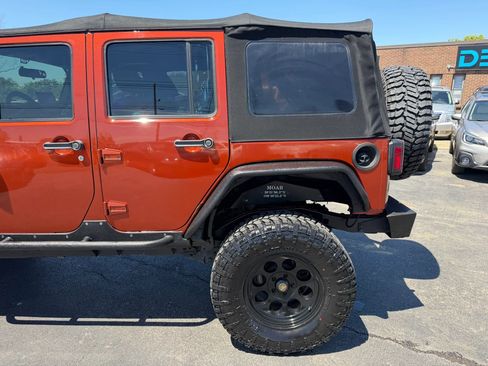Used 2014 Jeep Wrangler Unlimited Sport AWD/4WD image 39