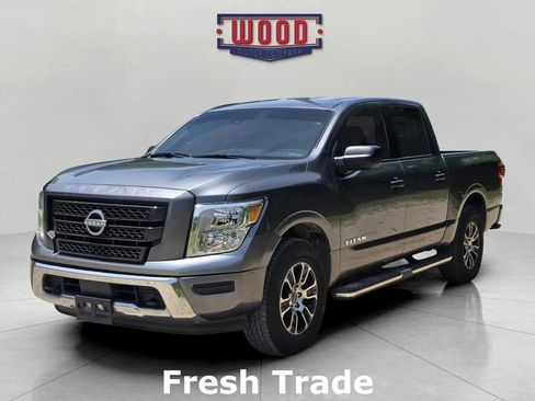 Used 2023 Nissan Titan SV w/ Accessory Utility Package AWD/4WD image 3