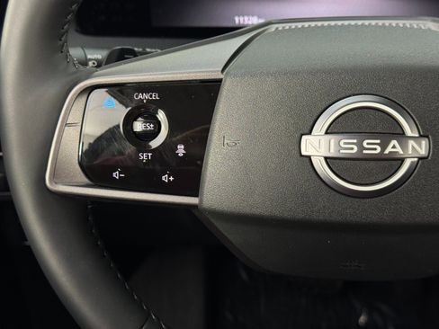 Used 2025 Nissan Murano SV image 19