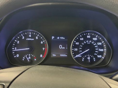 Used 2020 Hyundai Elantra GT image 16