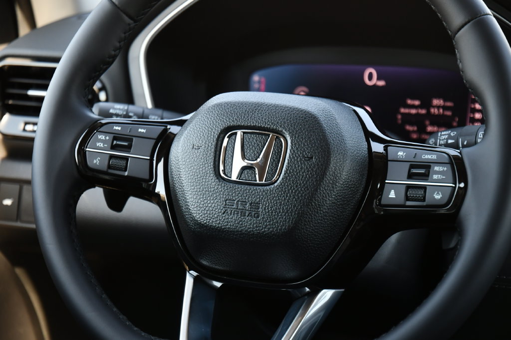 New 2026 Honda Pilot Touring image 25