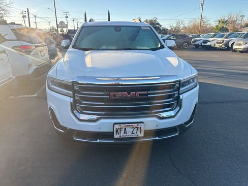 Used 2023 GMC Acadia SLT image 7