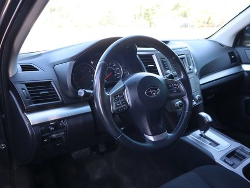 Used 2014 Subaru Outback 2.5i Premium AWD/4WD image 15
