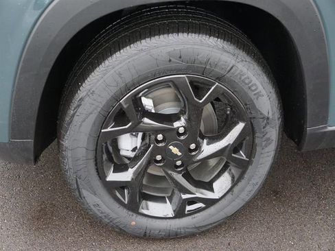 New 2026 Chevrolet Trax LT FWD image 19