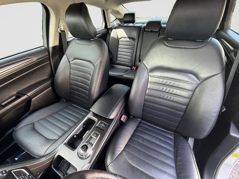 Used 2018 Ford Fusion Energi SE FWD image 13