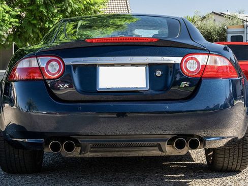 Used 2007 Jaguar XKR R RWD image 5