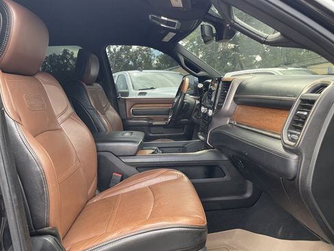 Used 2019 RAM 2500 Limited AWD/4WD image 23