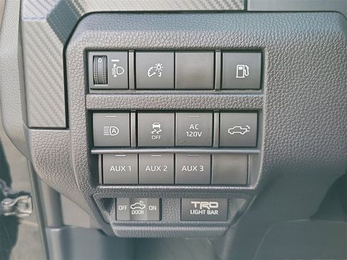 Used 2024 Toyota Tacoma TRD Pro image 30