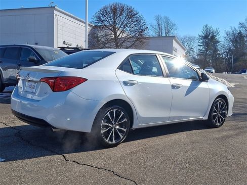 Used 2019 Toyota Corolla SE image 7