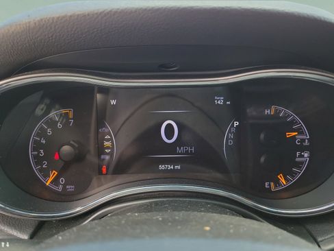 Used 2021 Jeep Grand Cherokee Freedom Edition AWD/4WD image 27