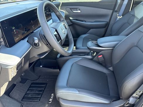 New 2026 Nissan Leaf SV+ w/ Floor Mat Package (SV+) FWD image 11