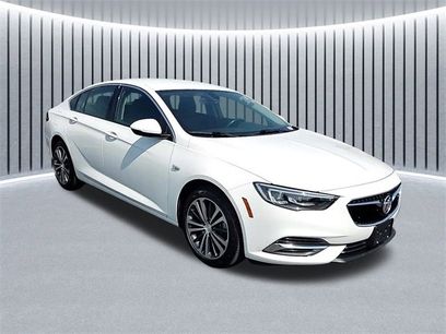 Used 2018 Buick Regal Preferred w/ Driver Confidence Package #1