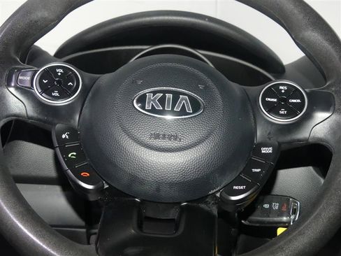 Used 2018 Kia Soul w/ Convenience Package FWD image 30