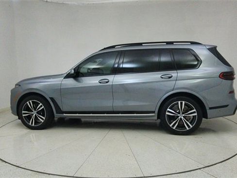 Used 2026 BMW X7 xDrive40i image 73