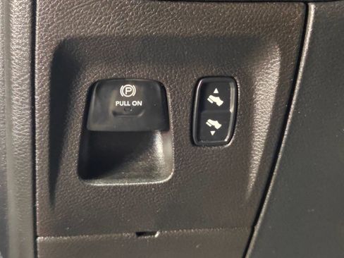 Used 2021 RAM 1500 Big Horn AWD/4WD image 10
