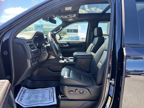 Used 2024 Chevrolet Tahoe RST w/ Luxury Package AWD/4WD image 35