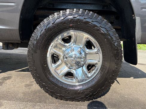 Used 2018 RAM 2500 Tradesman w/ Chrome Appearance Group AWD/4WD image 16
