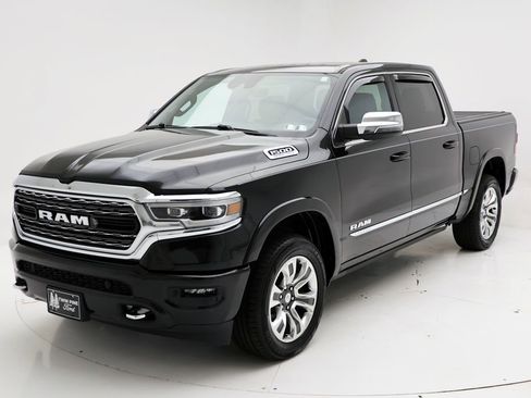 Used 2023 RAM 1500 Limited w/ Body Color Bumper Group AWD/4WD image 2
