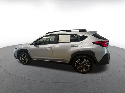 Used 2024 Subaru Crosstrek 2.0i Premium AWD/4WD image 8