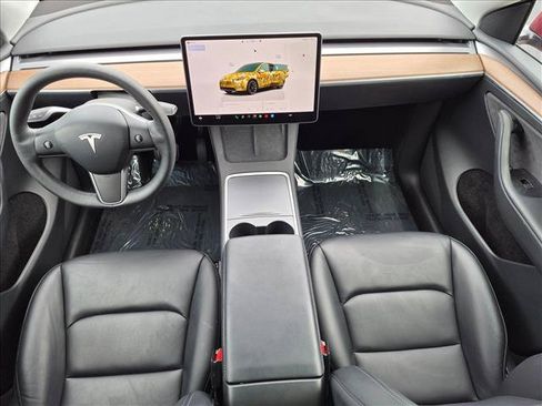 Used 2024 Tesla Model Y Long Range AWD/4WD image 14