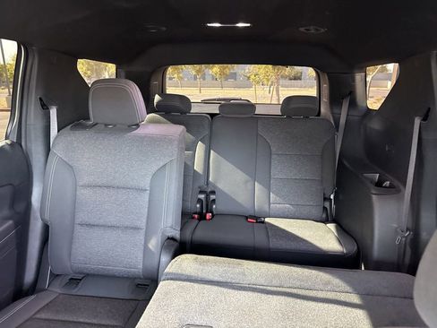 Used 2024 Chevrolet Traverse LS w/ Midnight/Sport Edition FWD image 7