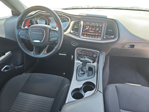 Used 2021 Dodge Challenger R/T Scat Pack RWD image 9