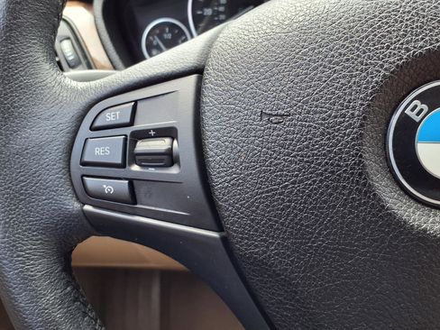 Used 2013 BMW 320i Sedan RWD image 15
