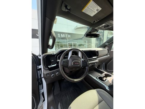 Certified 2025 GMC Sierra 2500 SLT w/ SLT Premium Package image 6