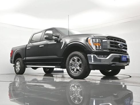 Used 2023 Ford F150 Lariat w/ Trailer Tow Package AWD/4WD image 40