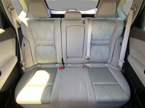 Used 2025 Nissan Rogue SV AWD/4WD image 14