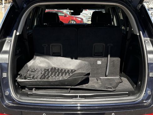 Used 2023 Jeep Grand Cherokee L Limited image 28