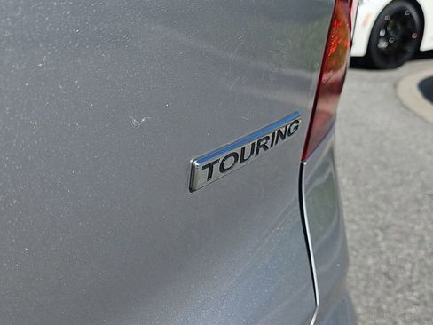 Used 2018 Honda Pilot Touring image 6