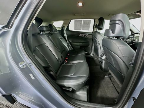 Used 2023 Kia Sportage EX image 35