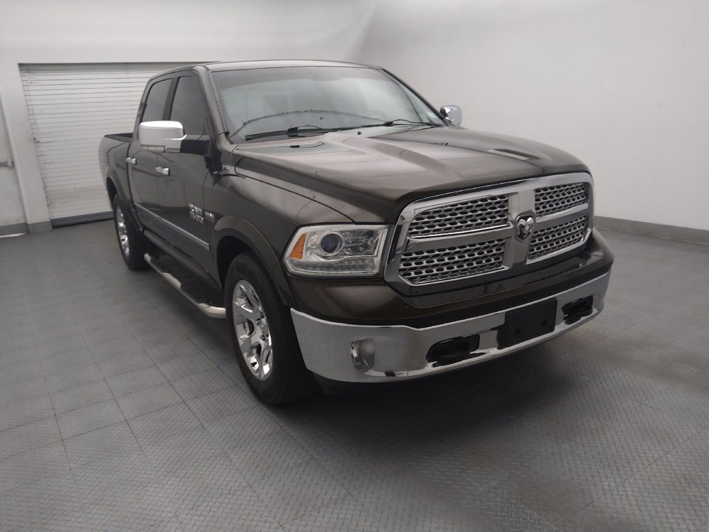 Used 2014 RAM 1500 Laramie RWD image 13