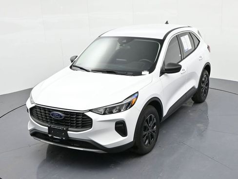 Used 2024 Ford Escape Active image 16
