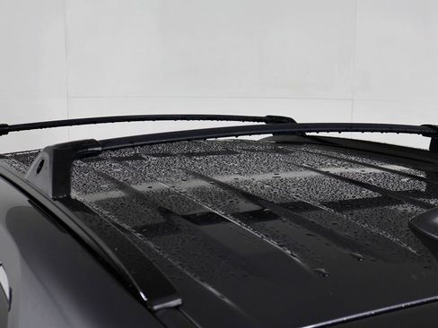 Used 2022 Toyota RAV4 LE AWD/4WD image 19