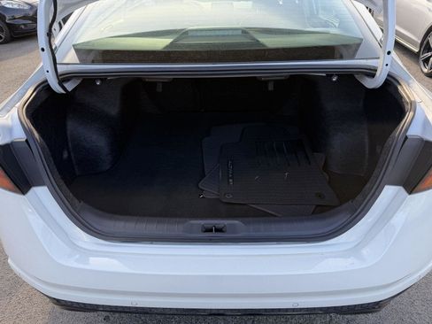 Used 2024 Nissan Altima 2.5 SR image 25