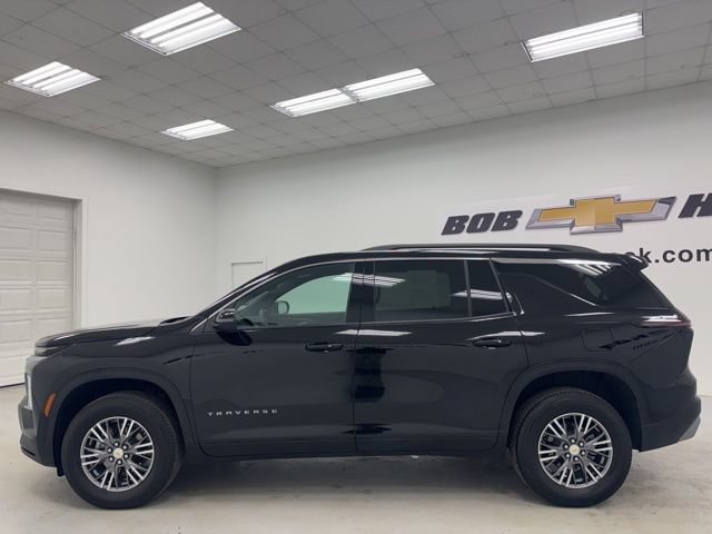 Used 2026 Chevrolet Traverse LT AWD/4WD image 8