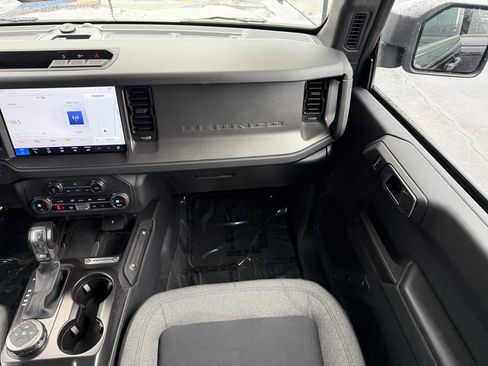 Used 2025 Ford Bronco Big Bend image 23