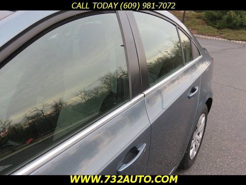 Used 2012 Chevrolet Cruze LS w/ Connectivity Package image 22