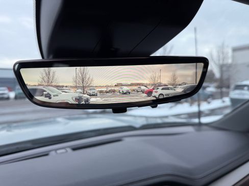 Used 2024 GMC Sierra 3500 Denali w/ Denali Reserve Package image 8