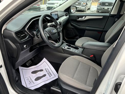 Used 2021 Ford Escape SE w/ Convenience Package image 11