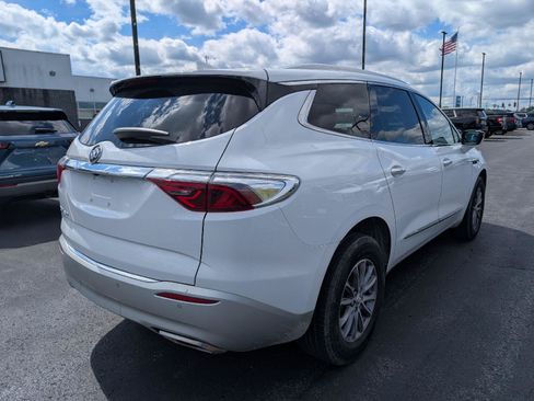Used 2024 Buick Enclave Essence AWD/4WD image 8