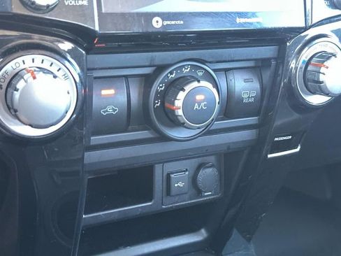 Used 2022 Toyota 4Runner TRD Off-Road Premium image 12