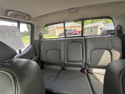 Used 2018 Nissan Frontier PRO-4X w/ Pro-4x Luxury Package AWD/4WD image 29