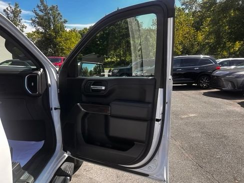Used 2019 GMC Sierra 1500 SLT w/ SLT Premium Package AWD/4WD image 13