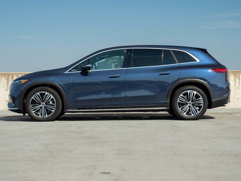 Certified 2024 Mercedes-Benz EQS 450+ 4MATIC SUV image 3