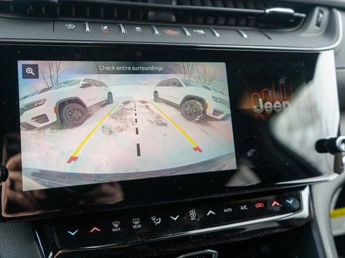 New 2026 Jeep Grand Cherokee Limited image 29